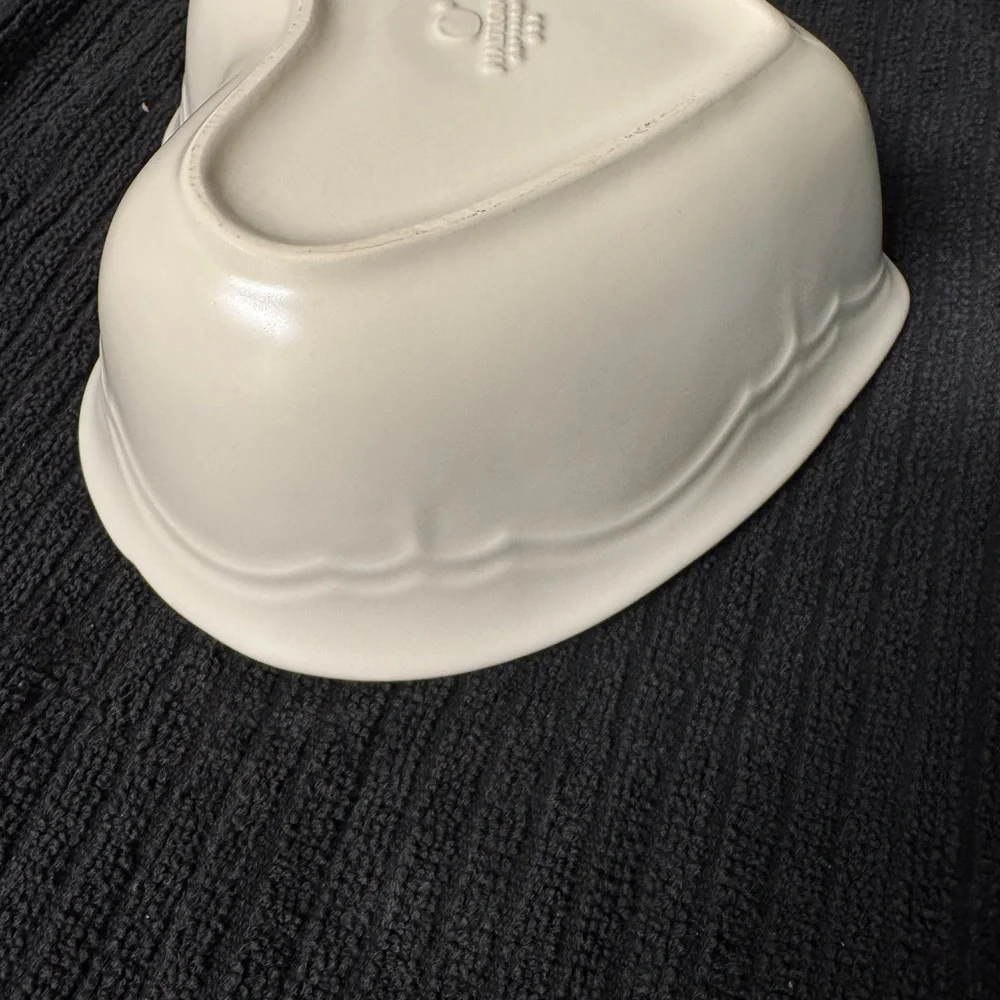 Pfaltzgraff 8” White Heart-Shaped‎ Dish